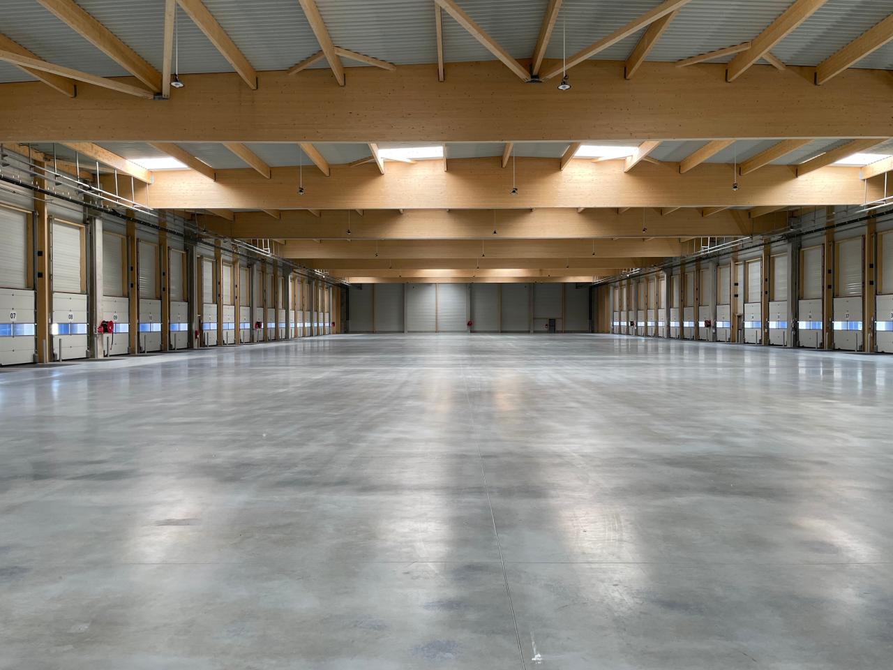 Entrepôt Ayguemorte-les-Graves 4943m² Location entrepôt Ayguemorte-les-Graves Gironde OLLOG2314778 1